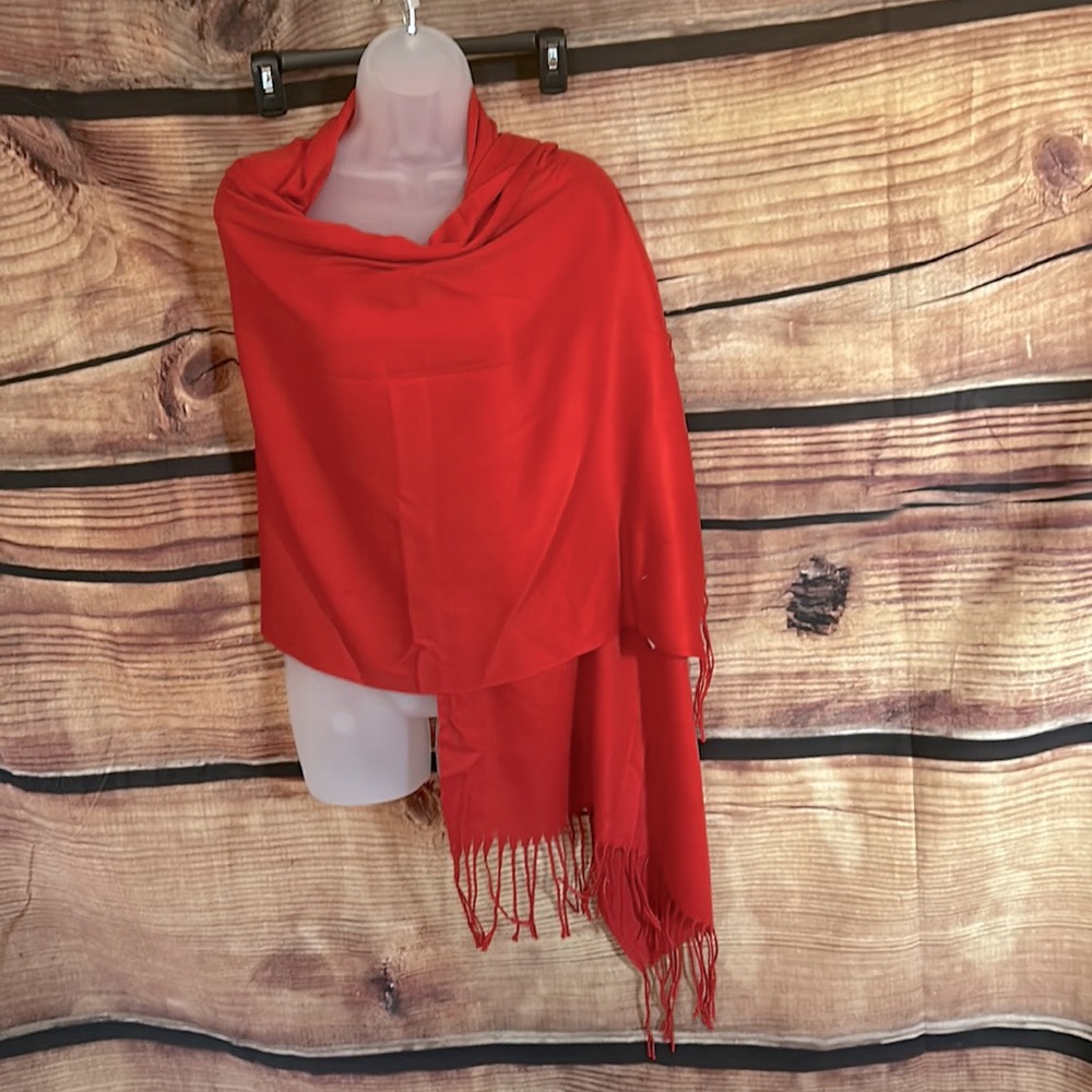 Women’s Pashmina scarf/wrap